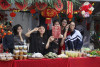 Gian hàng do các em học sinh trưng bày