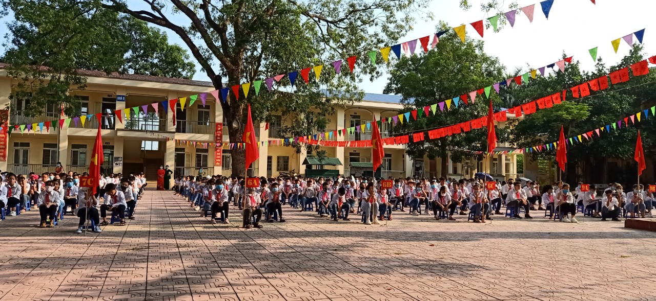 Trường THCS Mỹ Hưng một trặng đường phát triển