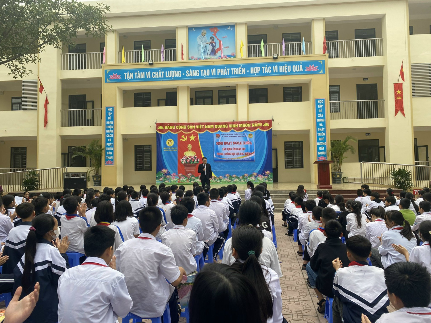 PC bạo lực học đường 7