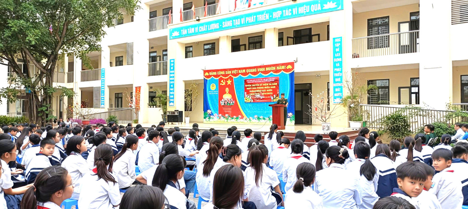 Giải phóng MN 11