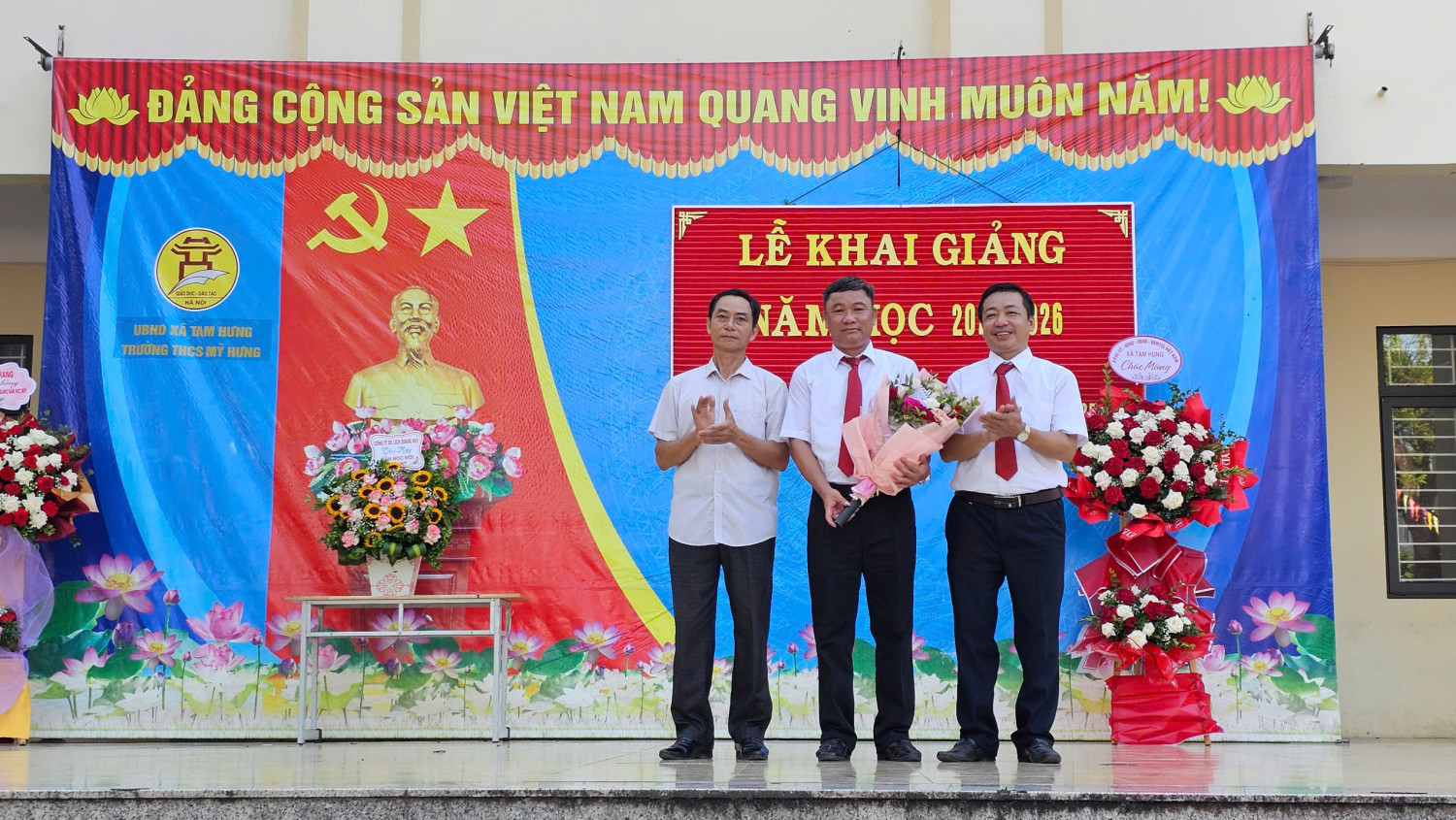 Hoa KG 2