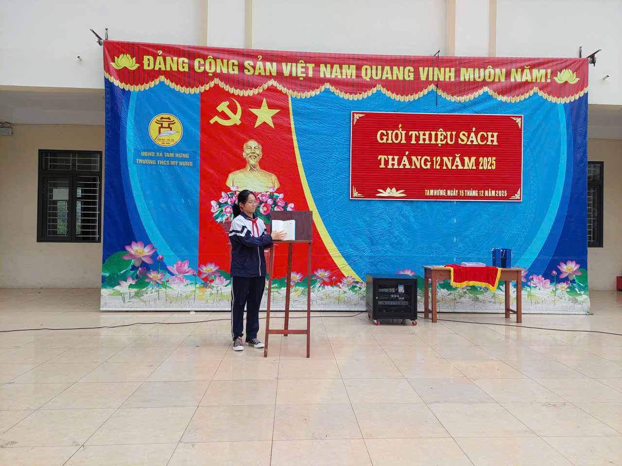 Học sinh chia sẻ giới thiệu cuốn sách hay đến thầy cô và các bạn